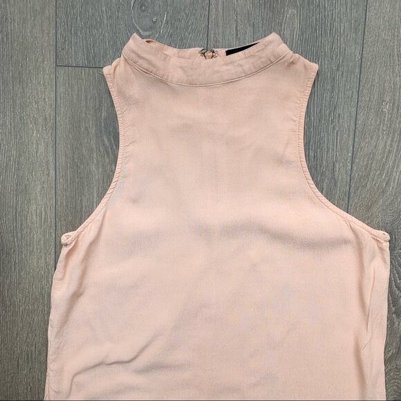 Revolve MINK PINK Women’s Mock Neck Tank Top Blouse Crepe Half Zip Pink Size M - Picture 5 of 15